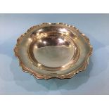 A silver bowl, Barker Brothers, Chester, 1915, 15 ozts