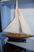 Model sailing ship