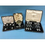 Cased part set of silver tea spoons, silver coffee spoons and a silver egg cup