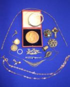 Assorted silver jewellery etc.