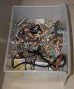 Quantity of costume jewellery