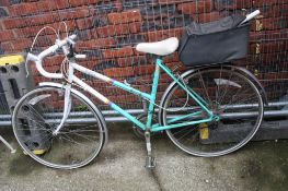 Raleigh Ladies road bike