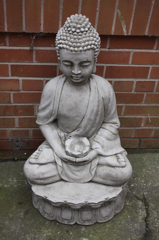 Large figure of a Buddha - Image 2 of 2