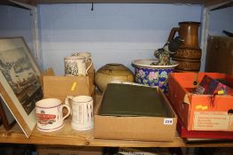 Wade mugs, matchbooks, cufflinks, boxed table tennis set etc.