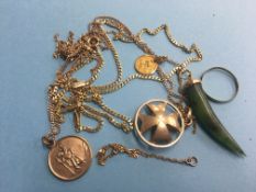 Various 9ct gold chains and pendants, total weight 19.7 grams