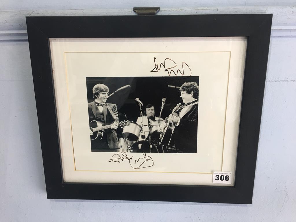 Autographs, signed photograph by the Everly brothers