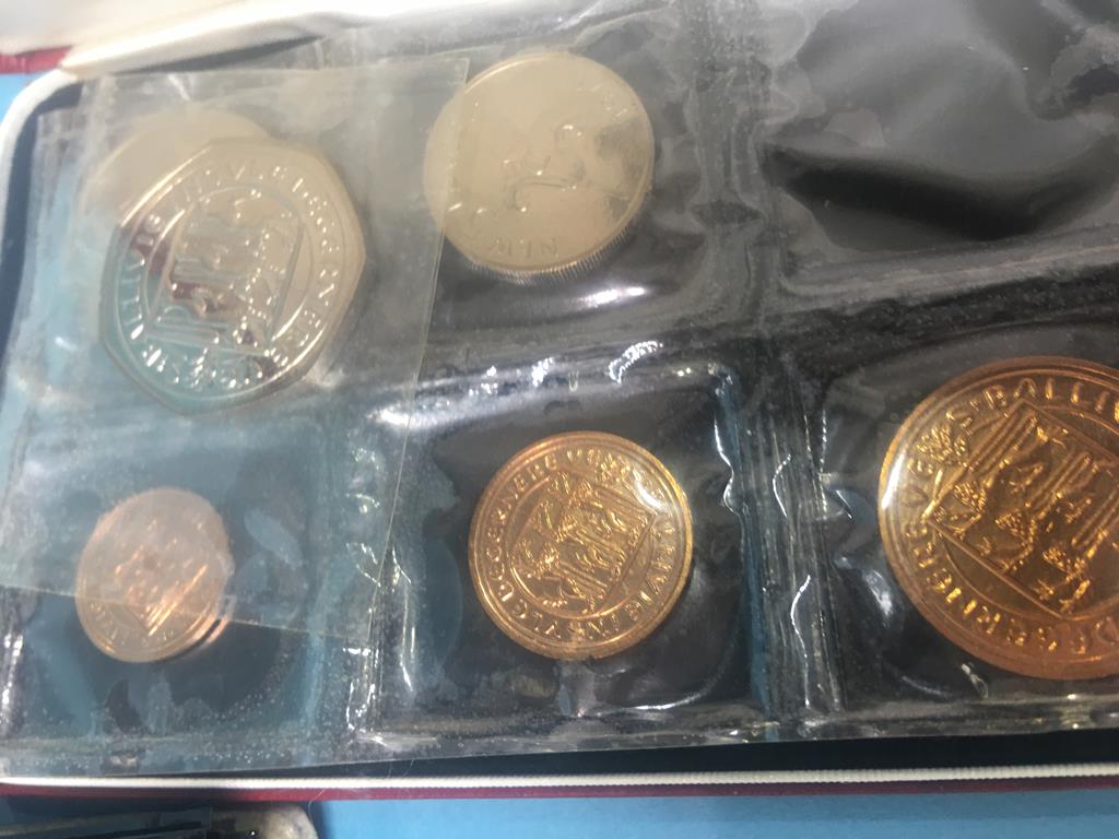 Collection of various coins and notes - Image 3 of 3