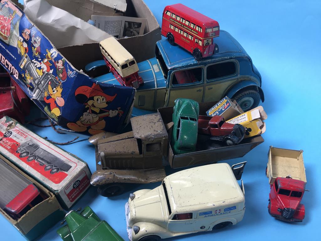 Various vintage tin plate and Die Cast toys - Image 4 of 5