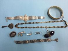 Filigree bracelets, silver brooch etc.