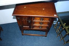 Small oak side cabinet