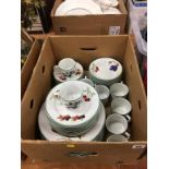 Quantity of Royal Worcester 'Evesham Vale'