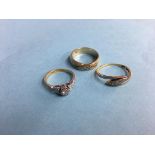 Three 9ct gold dress rings, total weight 8.2g