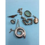 Bag of assorted jewellery