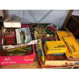 Quantity of assorted vintage toys and games