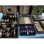 Assorted silver plated cutlery