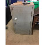 Metal cabinet