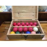 Cased set of snooker balls