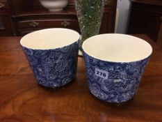 Pair of Wedgwood flower pots