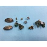 Jade jewellery, various earrings etc.