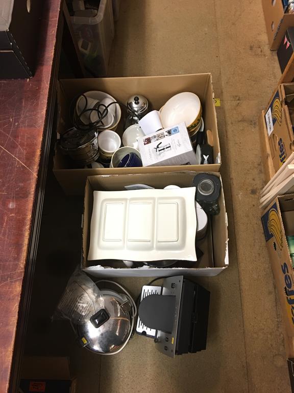 Two boxes of assorted bowls, juicer etc.