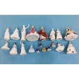 Nineteen various Royal Doulton figures