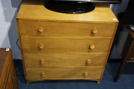 Oak chest of drawers. Contactless collection is strictly by appointment on Thursday, Friday and