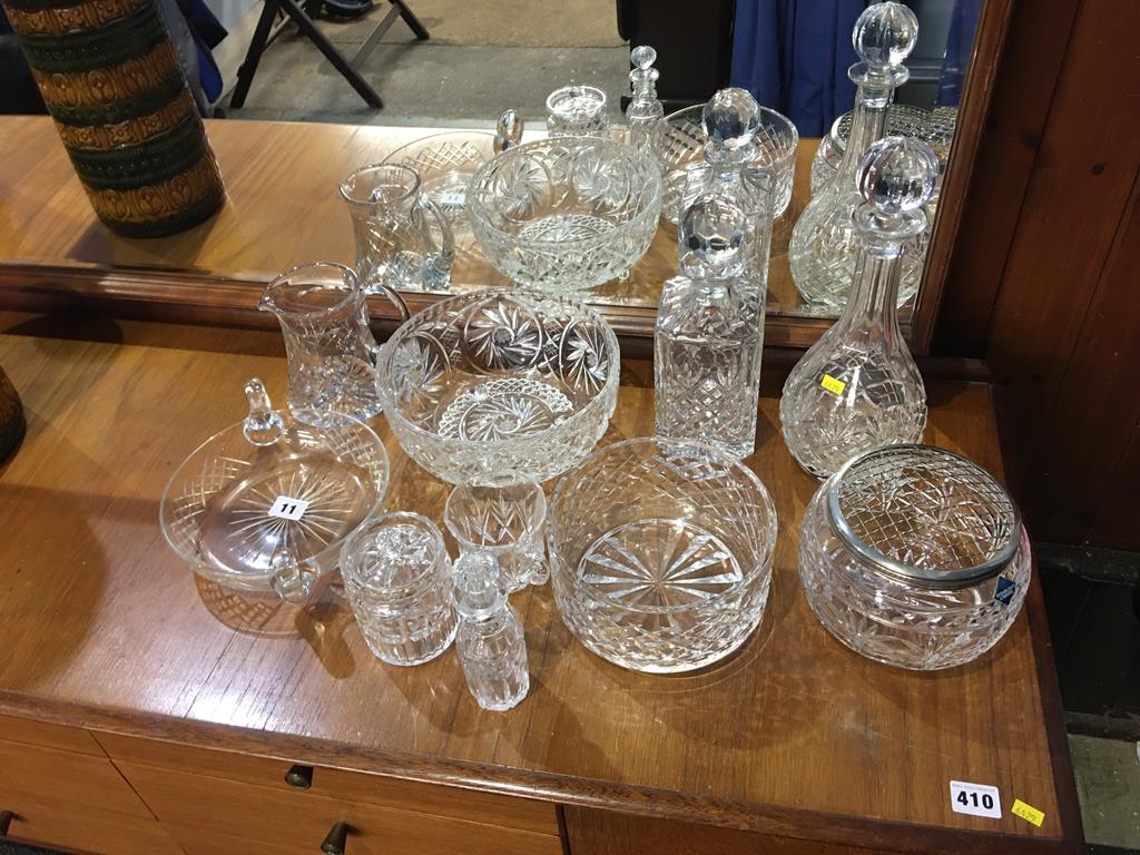 Quantity of cut glass, decanters, bowls etc. Contactless collection is strictly by appointment on