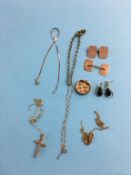 A pair of 9ct cuff links and various other gold items, total weight 9.6 grams
