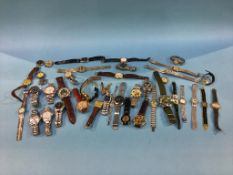 A tray of various watches