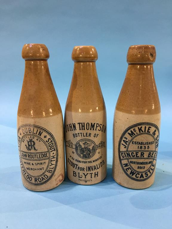 Six stoneware advertising bottles to include Wood and Sons, Bedlington Furnace, Jason McKie and Son, - Image 3 of 4