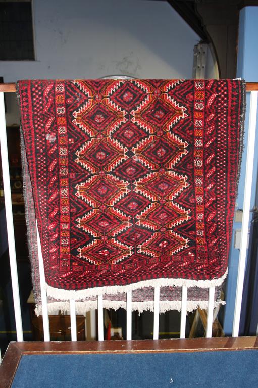Persian design rug, 84 x 180cm