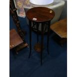 Bentwood style pedestal