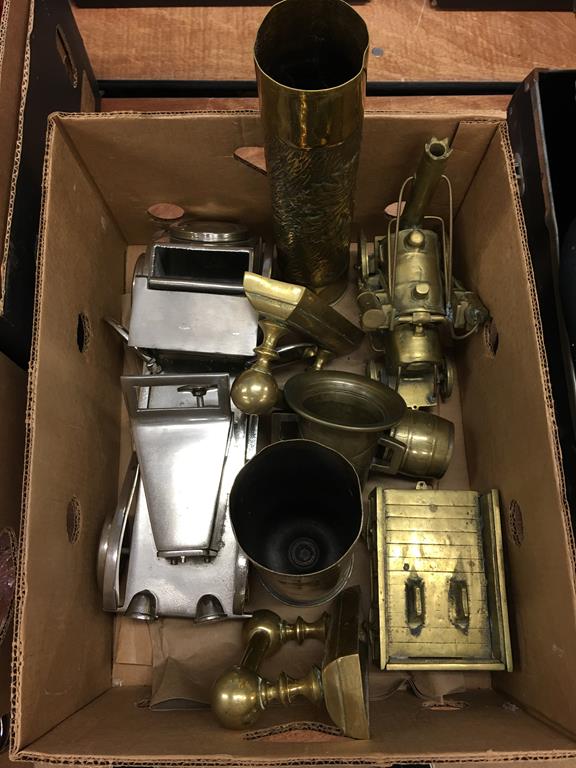 Assorted brass ware