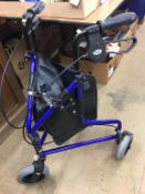 Folding walking frame