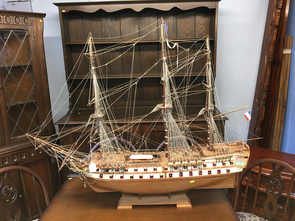 Model Galleon 'Le Superbe'