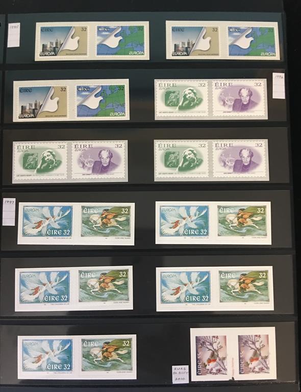 An album of Irish stamps from 1993 (sample is illustrated) - Image 10 of 22