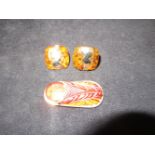 Amber clip brooch & pair of earrings