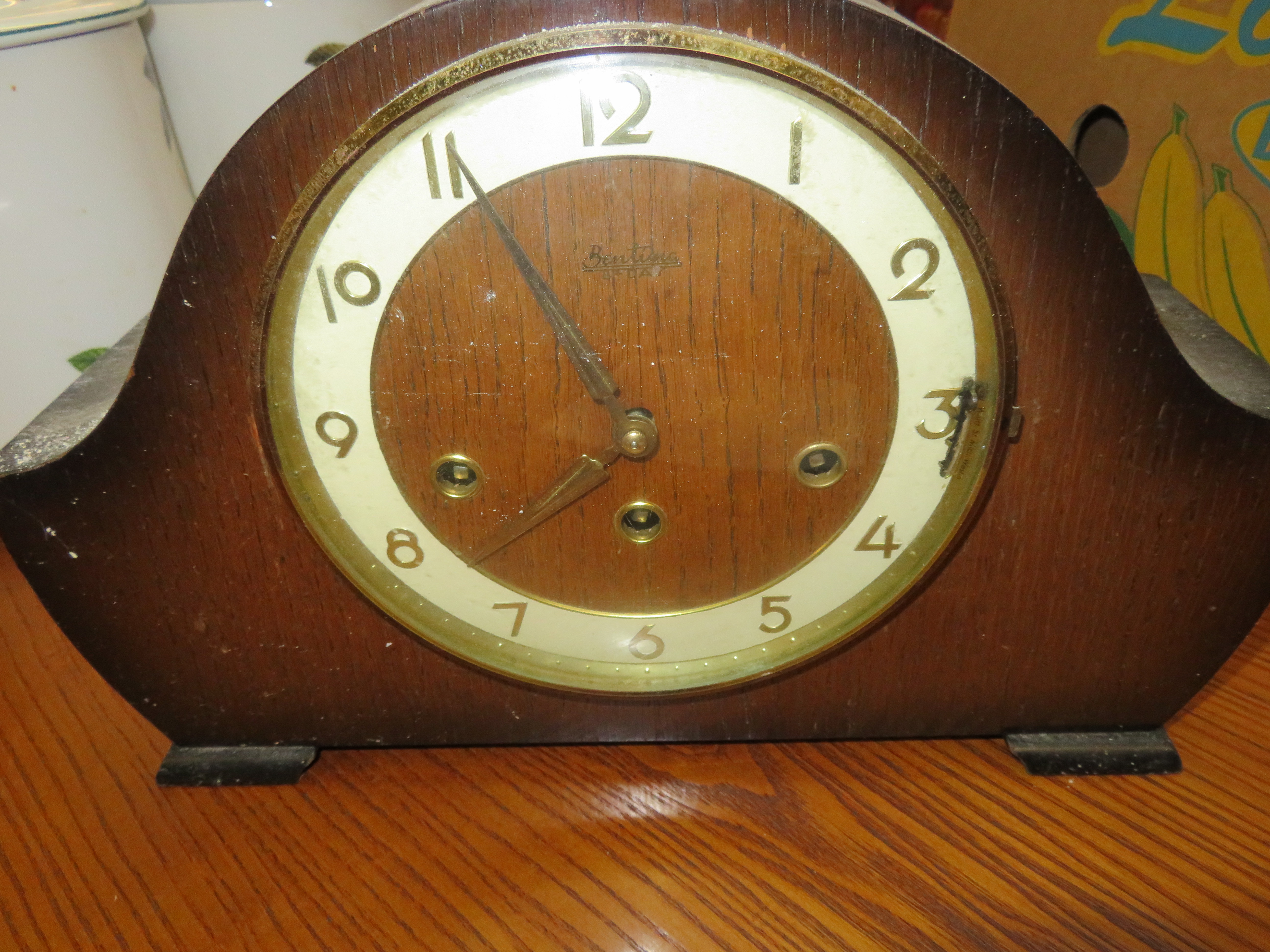 1930's mantle clock