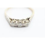 18ct Gold ring set with 3 diamonds. Size L