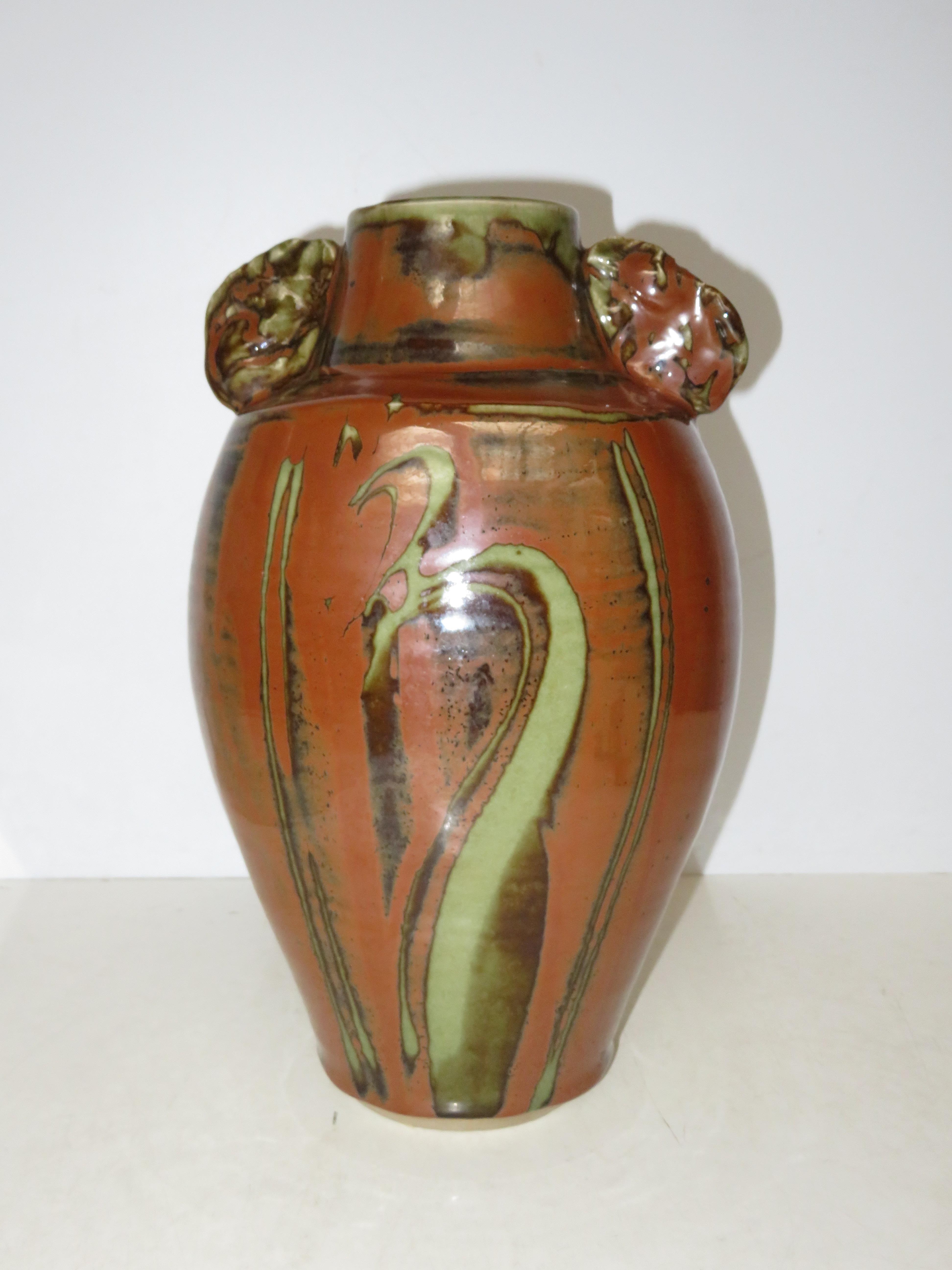 Studio pottery vase by David Frith c1943. Height 3