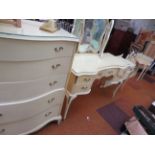 Good quality bedroom suite with dressing table, se