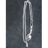 Stylish Silver necklace with pendant
