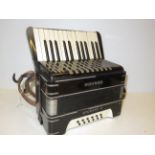 Hohner student II accordion