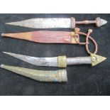 2x early Daggers 1 with metal case, 1 with wood ca