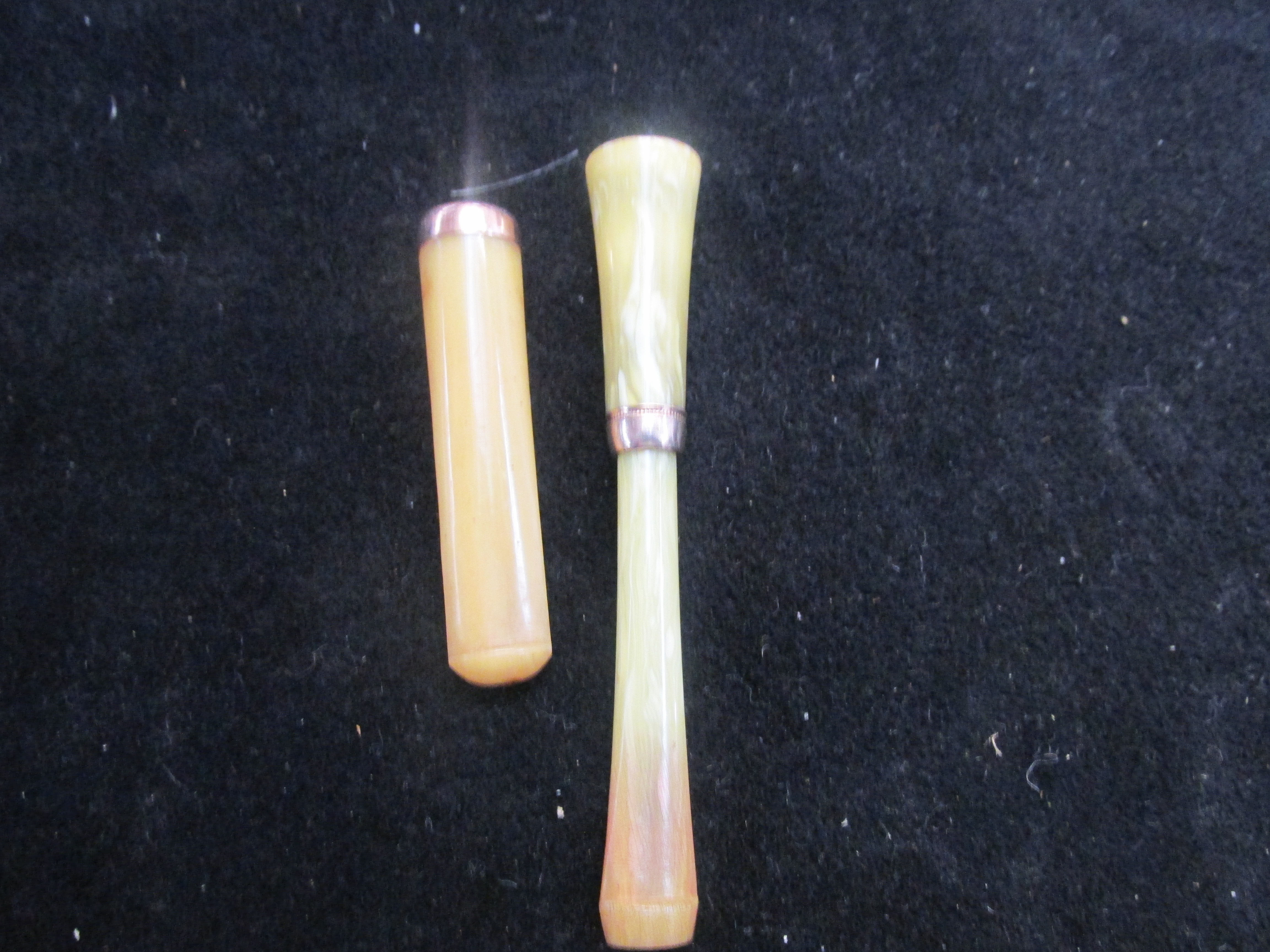 2x Gold ringed cheroot holders