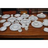 Large Wedgwood dinner service 'Angela pattern'