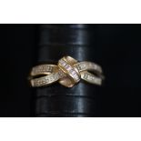 9ct Gold diamond ring Size P