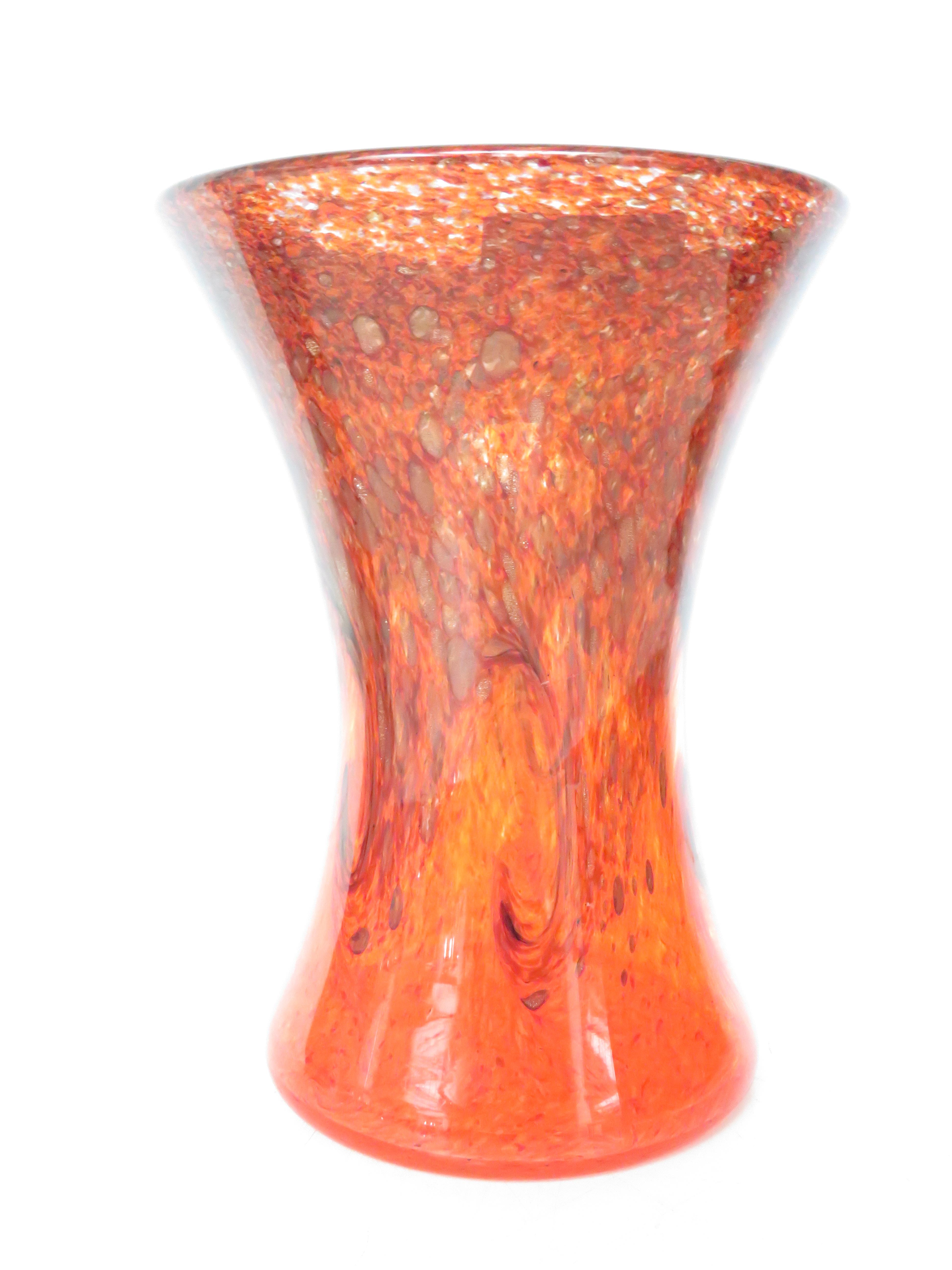 Strathearn glass vase Height 19 cm - Image 2 of 2