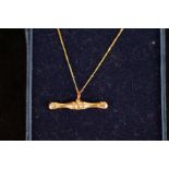 9ct Gold T-bar necklace