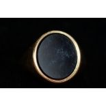 9ct Gold signet ring black stone Size V